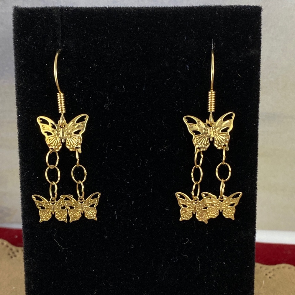 Vintage 14Karat Gold Fluttering Butterfly Earrings